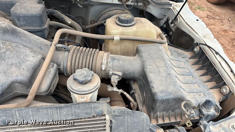 image for item ET1008 2011 Ford F250 Super Duty Crew Cab pickup truck