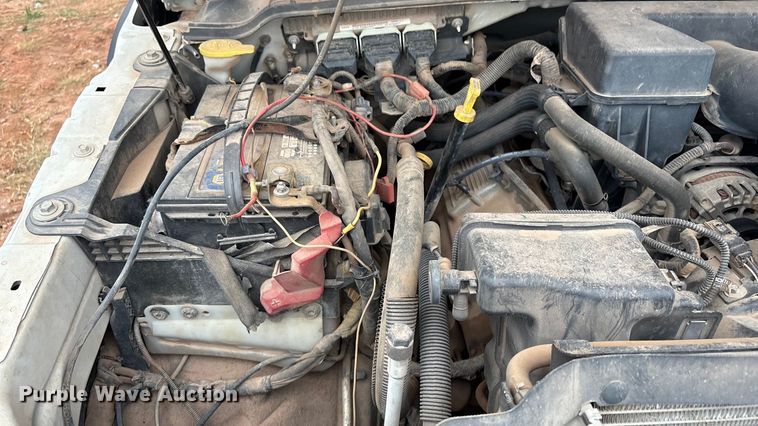 image for item ET1008 2011 Ford F250 Super Duty Crew Cab pickup truck