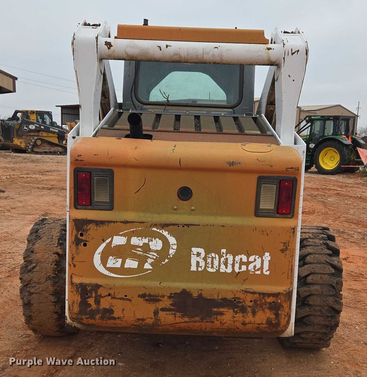 image for item ET1010 2002 Bobcat 873 skid steer loader