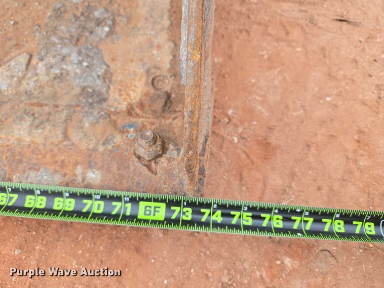 image for item ET1010 2002 Bobcat 873 skid steer loader