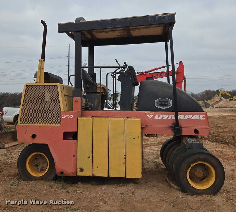 image for item ET1011 Dynapac CP-132 pneumatic roller