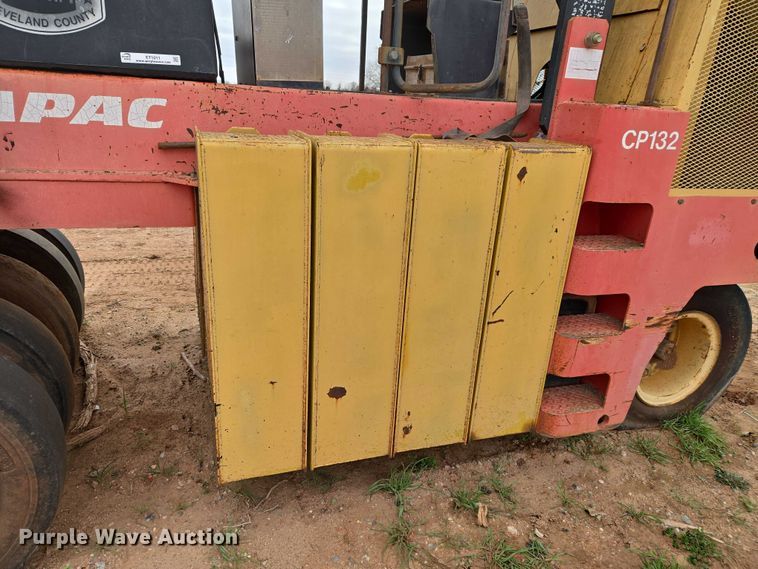 image for item ET1011 Dynapac CP-132 pneumatic roller