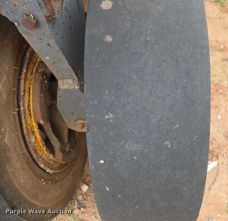 image for item ET1011 Dynapac CP-132 pneumatic roller