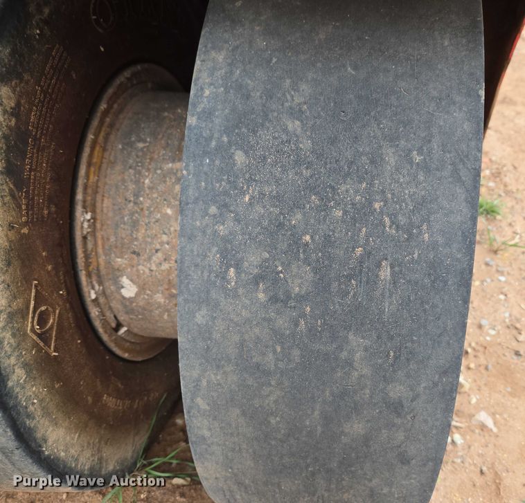 image for item ET1011 Dynapac CP-132 pneumatic roller