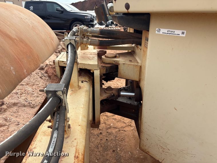 image for item ET1012 1999 Ingersoll Rand SD-100D PRO PAC single drum roller