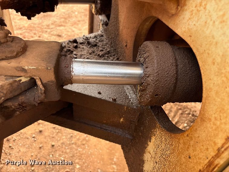 image for item ET1012 1999 Ingersoll Rand SD-100D PRO PAC single drum roller