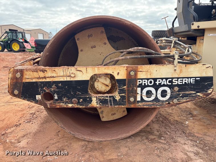 image for item ET1012 1999 Ingersoll Rand SD-100D PRO PAC single drum roller