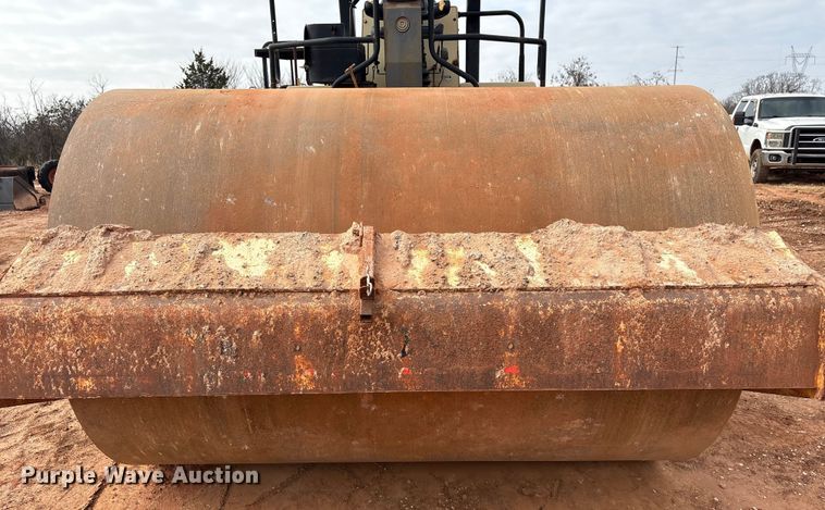 image for item ET1012 1999 Ingersoll Rand SD-100D PRO PAC single drum roller