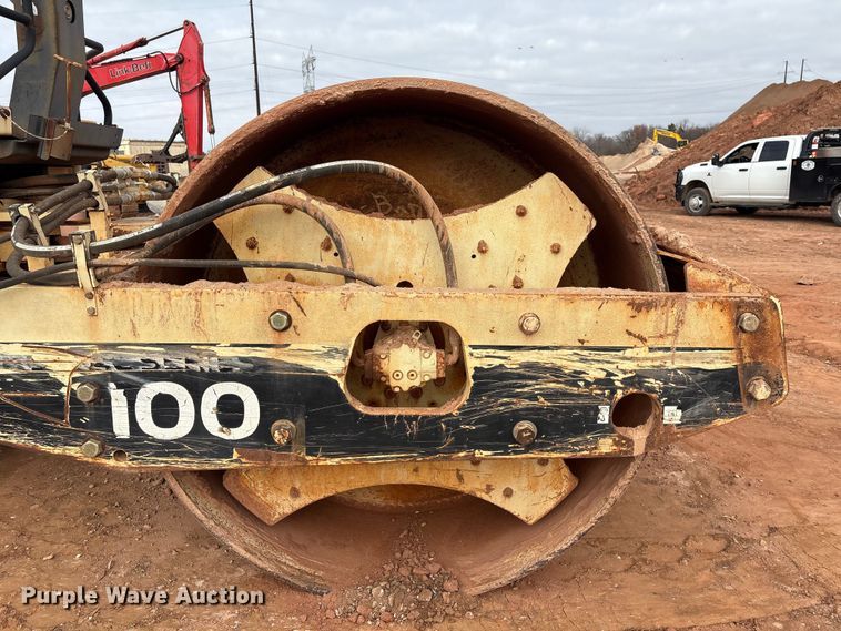 image for item ET1012 1999 Ingersoll Rand SD-100D PRO PAC single drum roller