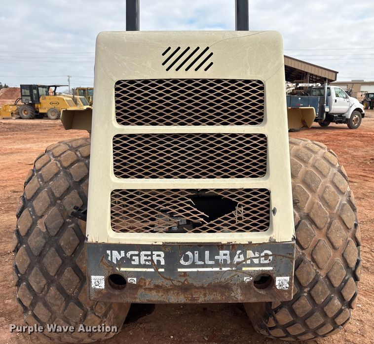 image for item ET1012 1999 Ingersoll Rand SD-100D PRO PAC single drum roller