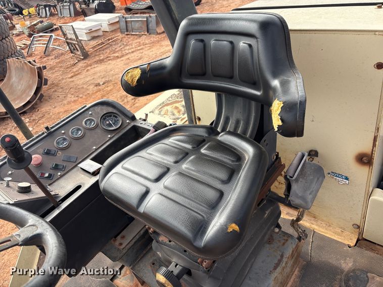 image for item ET1012 1999 Ingersoll Rand SD-100D PRO PAC single drum roller