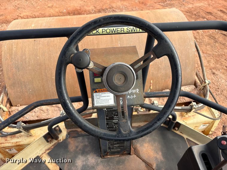 image for item ET1012 1999 Ingersoll Rand SD-100D PRO PAC single drum roller