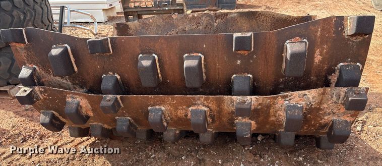 image for item ET1012 1999 Ingersoll Rand SD-100D PRO PAC single drum roller