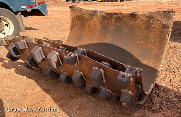 image for item ET1012 1999 Ingersoll Rand SD-100D PRO PAC single drum roller