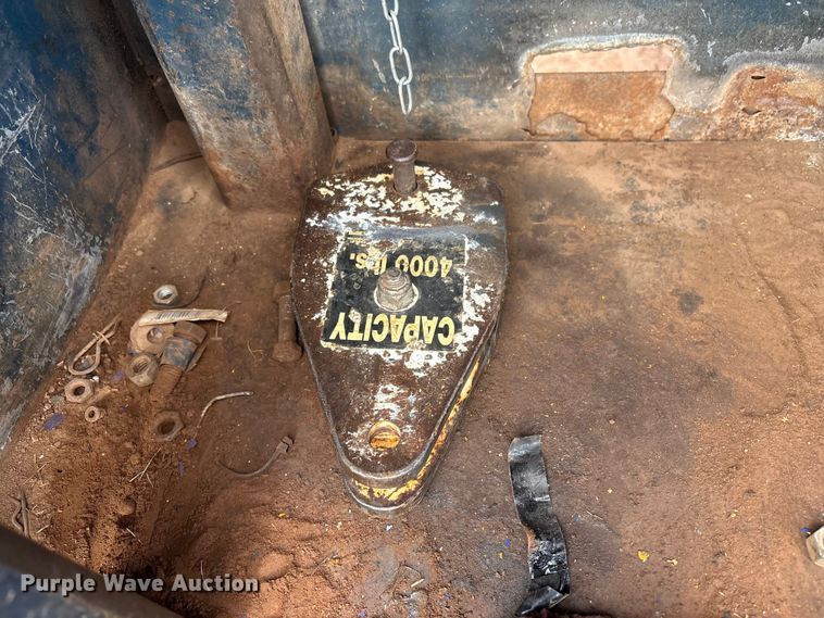 image for item ET1014 2003 Ford F650 Super Duty XL utility / service truck