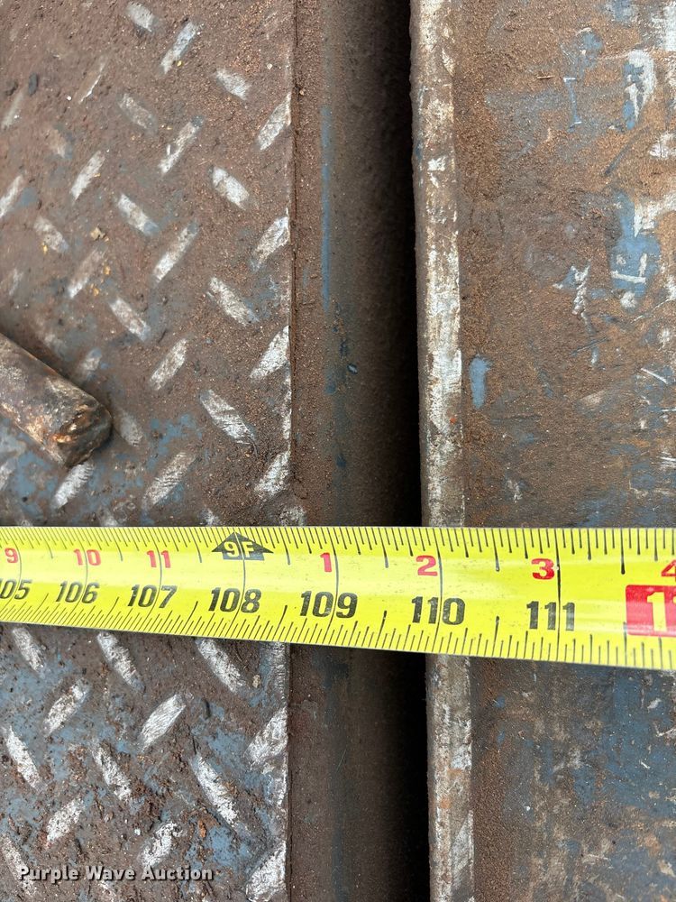 image for item ET1014 2003 Ford F650 Super Duty XL utility / service truck