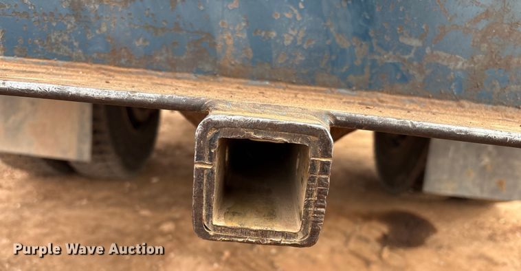 image for item ET1014 2003 Ford F650 Super Duty XL utility / service truck