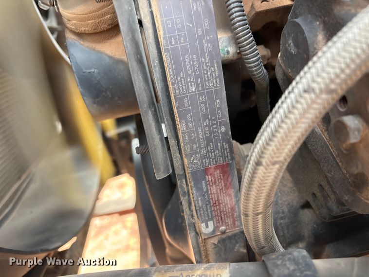 image for item ET1014 2003 Ford F650 Super Duty XL utility / service truck