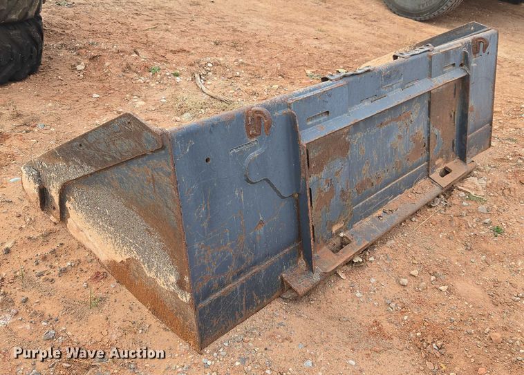 image for item ET1015 Bobcat 80HD C/I  skid steer bucket