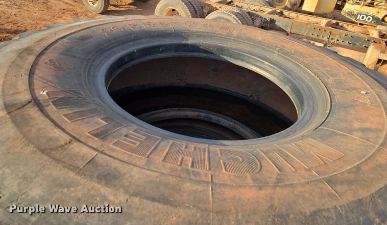 image for item ET1017 Michelin 20.5R25 tires