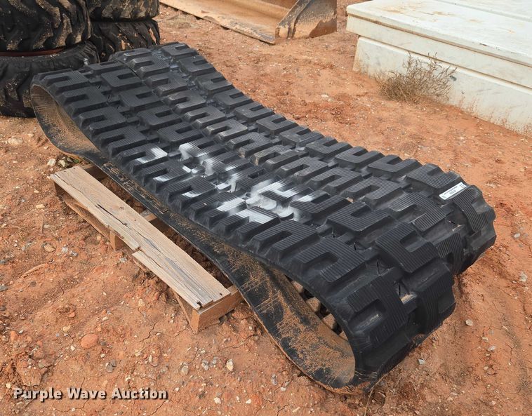 image for item ET1020 Trek 450x86DX56 rubber tracks