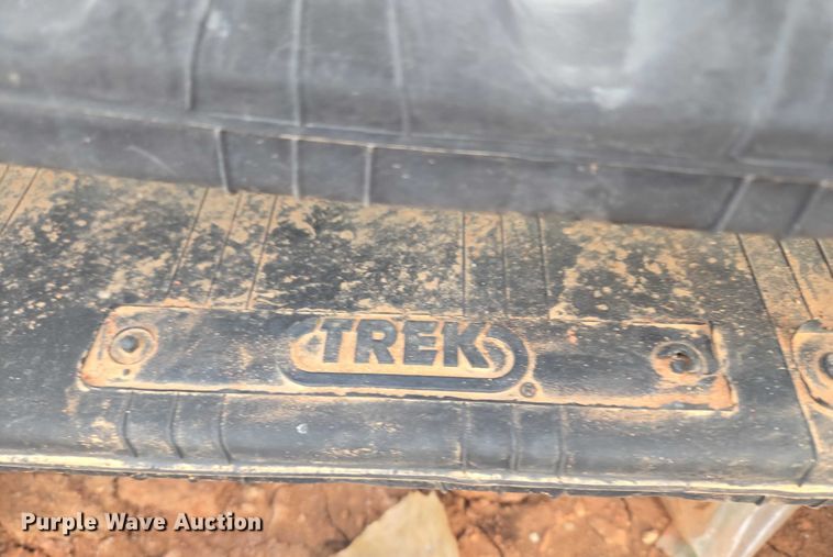 image for item ET1020 Trek 450x86DX56 rubber tracks