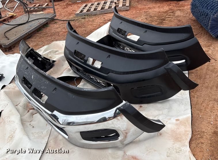 image for item ET1031  (3) 2025 RAM 2500 bumper covers