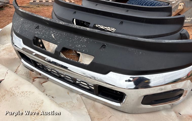 image for item ET1031  (3) 2025 RAM 2500 bumper covers