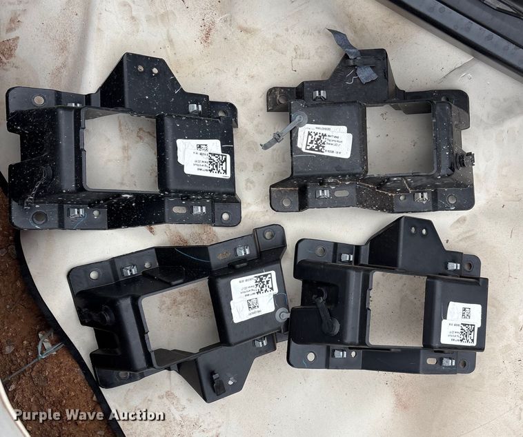 image for item ET1031  (3) 2025 RAM 2500 bumper covers