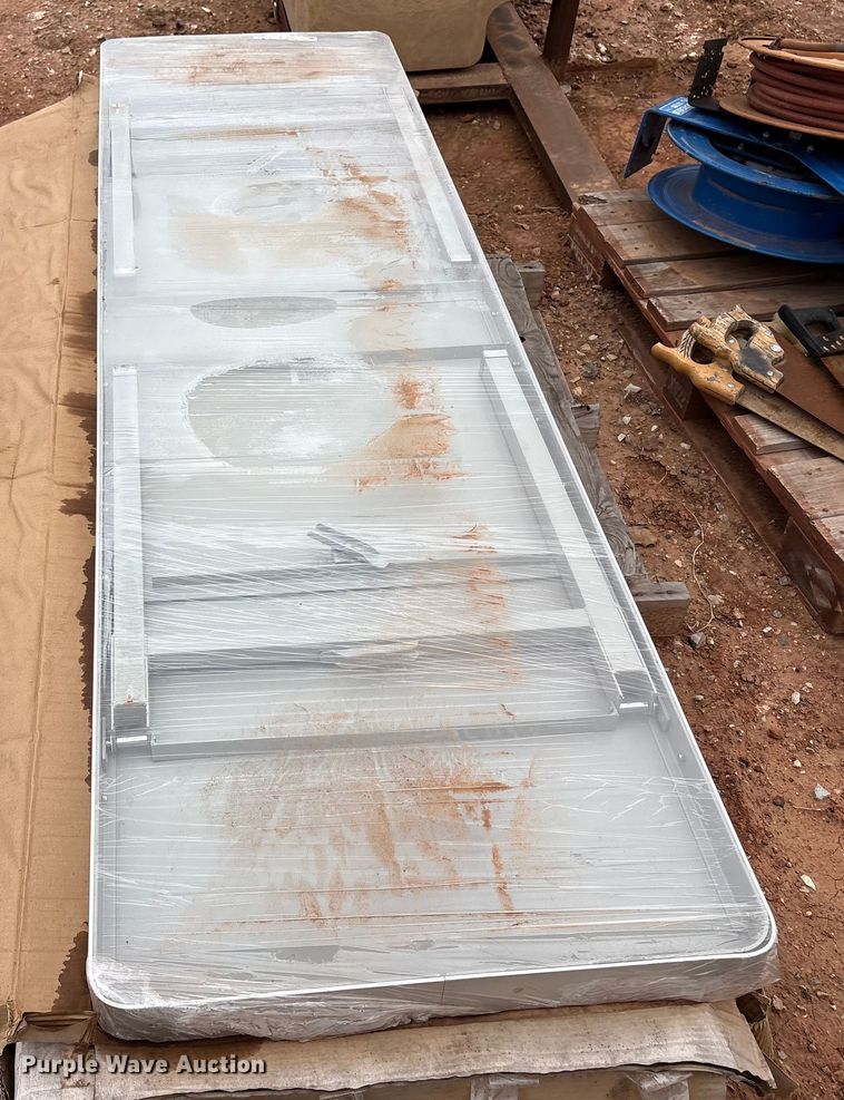 image for item ET1032 (3) aluminum tables