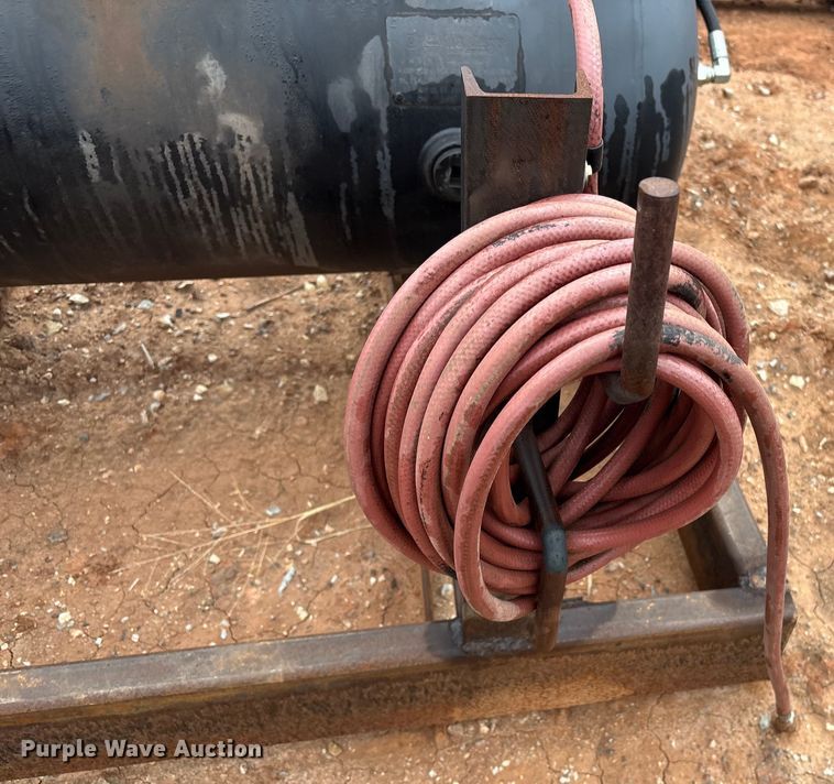 image for item ET1034 Ingersoll Rand air compressor