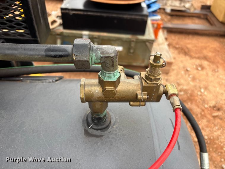 image for item ET1034 Ingersoll Rand air compressor