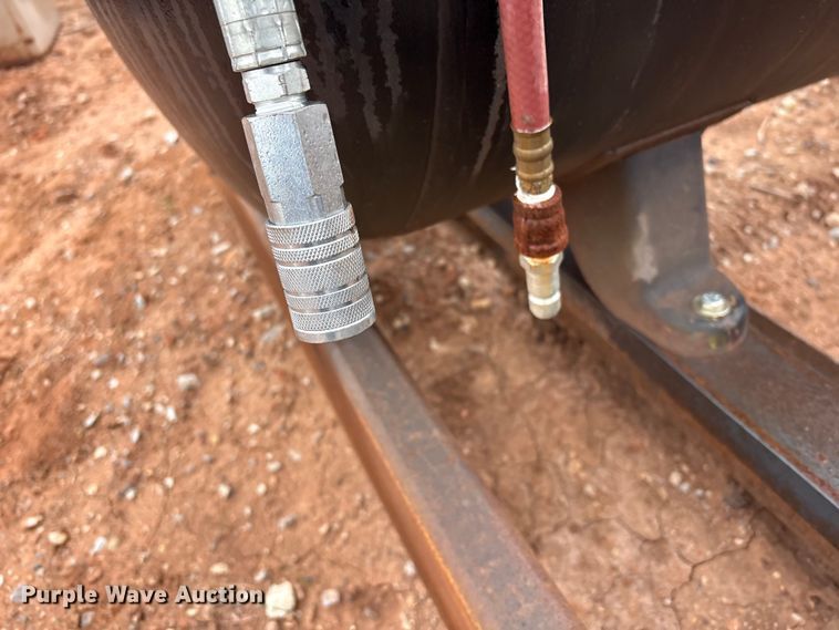 image for item ET1034 Ingersoll Rand air compressor