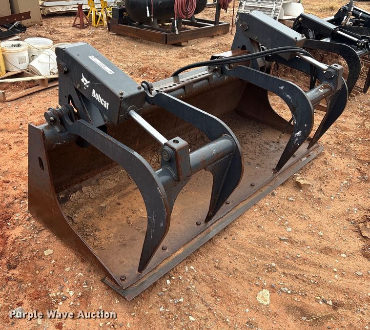 image for item ET1036 Bobcat 80 INDL BKT GRAPL skid steer bucket