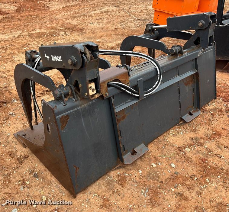 image for item ET1036 Bobcat 80 INDL BKT GRAPL skid steer bucket