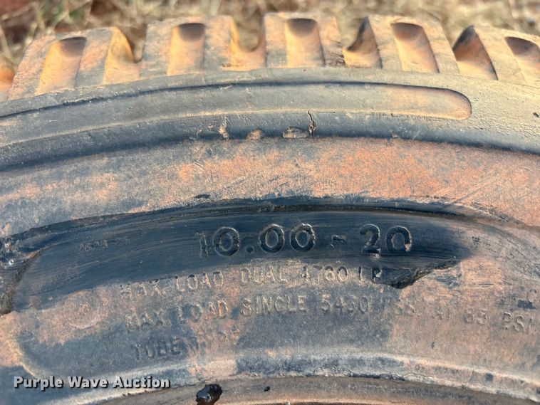 image for item ET1044 Wheels and tires