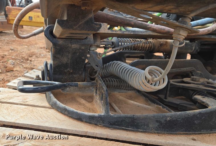 image for item ET1045 Fifth wheel and frame