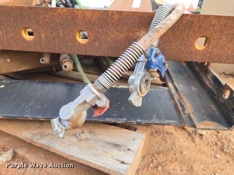 image for item ET1045 Fifth wheel and frame