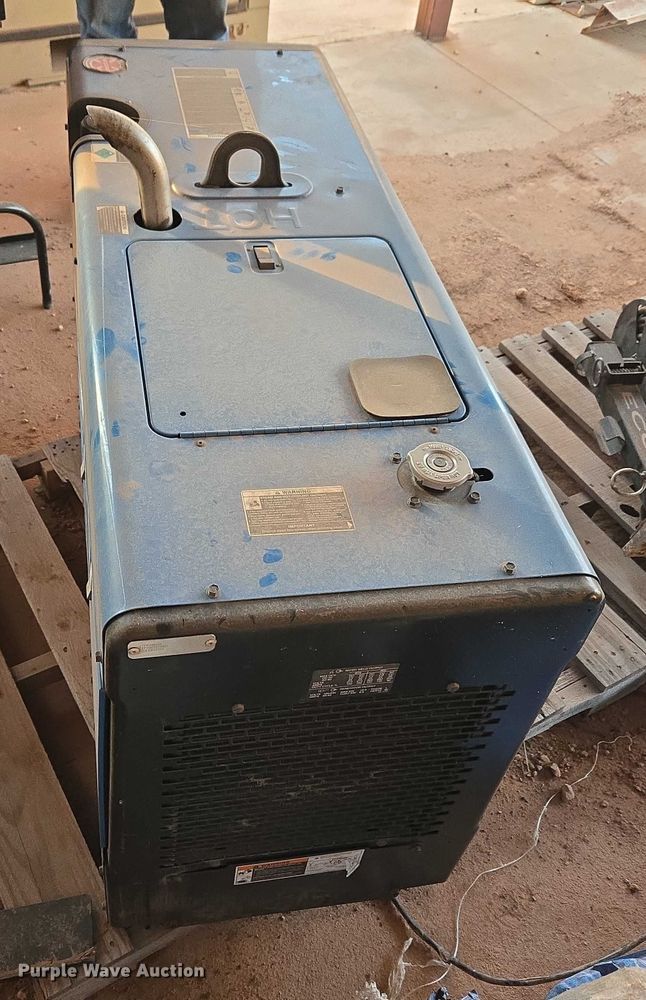 image for item ET1051 Miller Trailblazer 302 welder