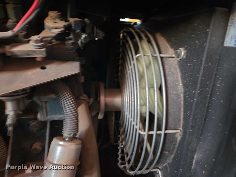 image for item ET1051 Miller Trailblazer 302 welder