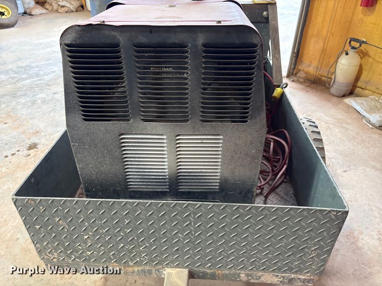 image for item ET1052 Eagle 10,000 Plus welder/generator