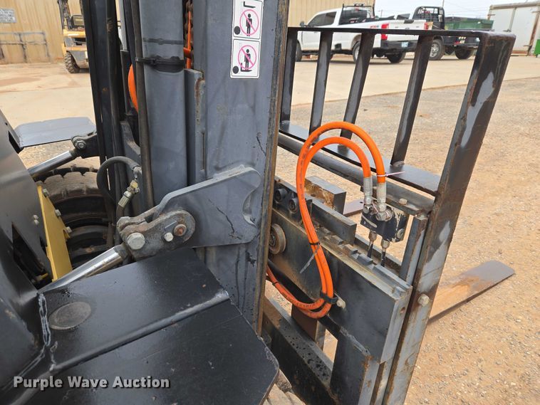 image for item ET1053 Yale GDP100MGNGBE093 forklift