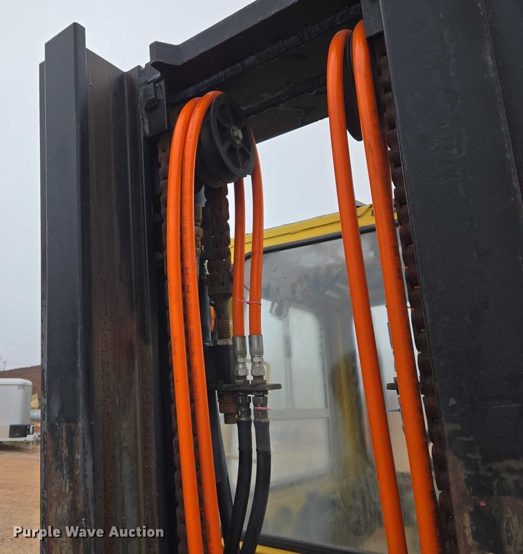 image for item ET1053 Yale GDP100MGNGBE093 forklift