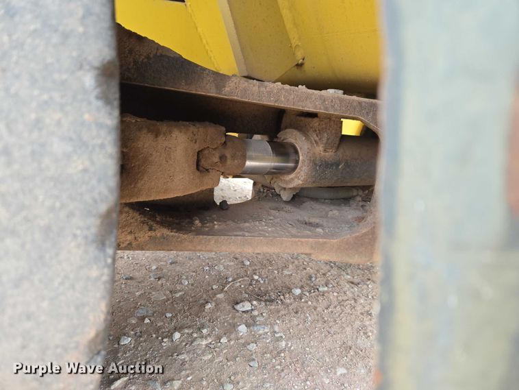 image for item ET1053 Yale GDP100MGNGBE093 forklift