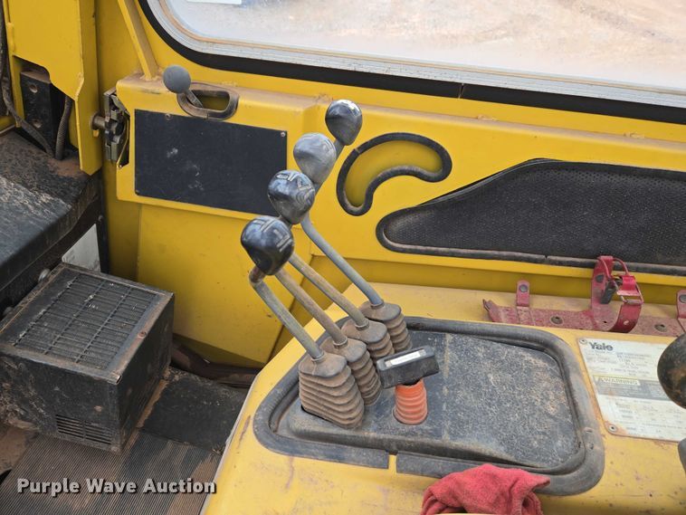 image for item ET1053 Yale GDP100MGNGBE093 forklift