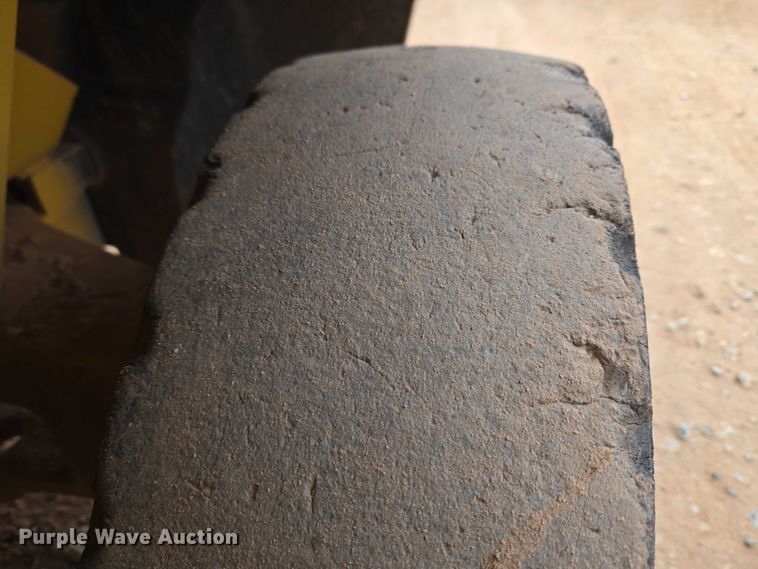 image for item ET1053 Yale GDP100MGNGBE093 forklift