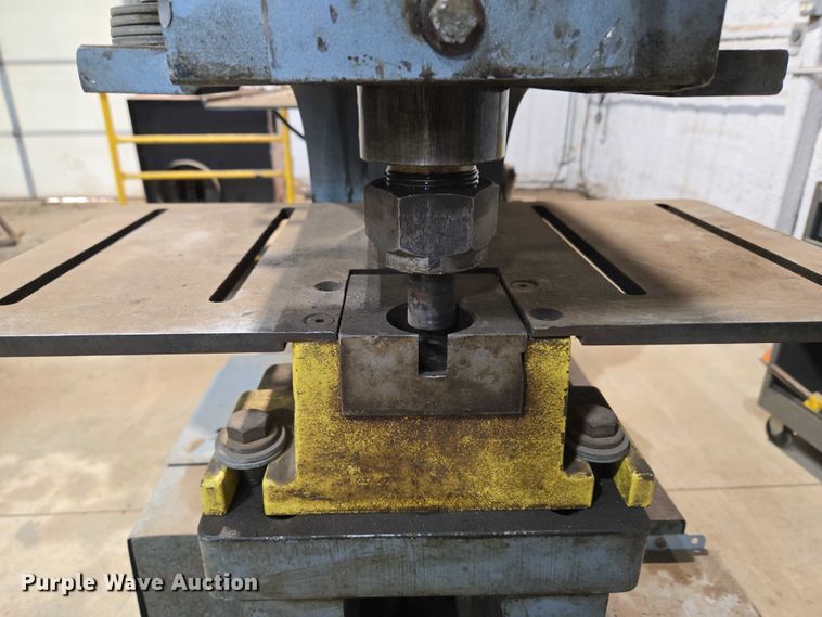 image for item ET1056 Scotchman 9012 shear