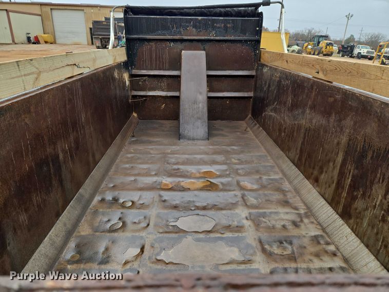 image for item ET1057 Ox Bodies 15' 14-15YD dump bed