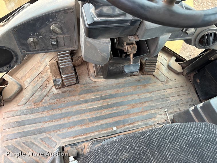 image for item ET1060 2002 Caterpillar 938G wheel loader