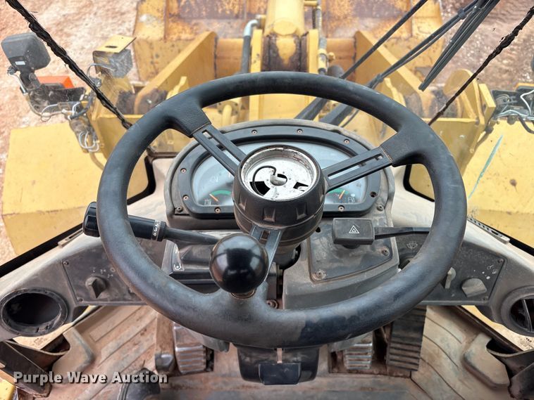 image for item ET1060 2002 Caterpillar 938G wheel loader